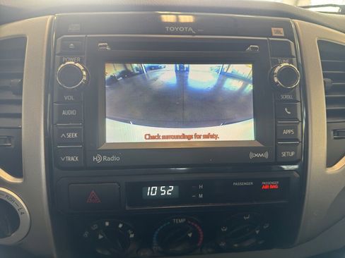 Used 2012 Toyota Tacoma 4x4 Double Cab image 18