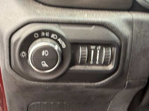 Used 2021 Jeep Gladiator Sport AWD/4WD image 27