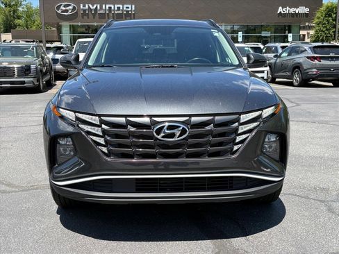 Used 2024 Hyundai Tucson SEL w/ Convenience Package AWD/4WD image 2