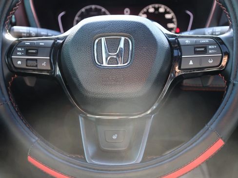 Used 2024 Honda Pilot TrailSport image 19