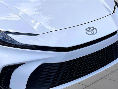 Used 2026 Toyota Camry SE w/ Convenience Package FWD image 29