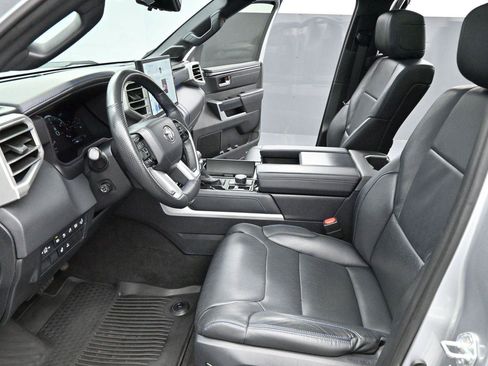 Used 2024 Toyota Tundra Platinum AWD/4WD image 11