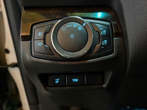 Used 2015 Ford Explorer Limited w/ Equipment Group 301A image 32