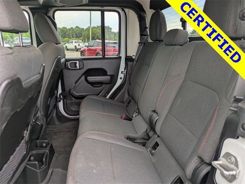 Used 2024 Jeep Gladiator Rubicon w/ Safety Group image 10