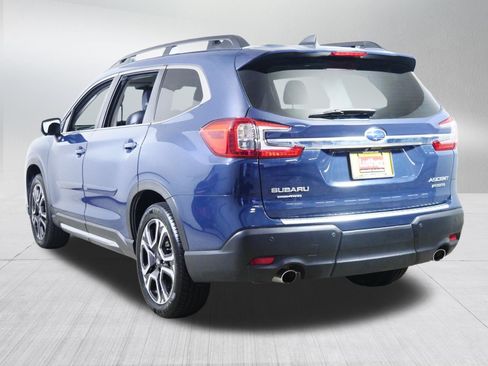 Used 2023 Subaru Ascent Limited w/ Technology Package AWD/4WD image 5