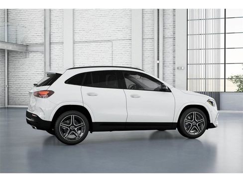 New 2026 Mercedes-Benz GLA 250 4MATIC image 18