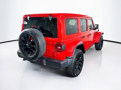 Used 2025 Jeep Wrangler Unlimited Sahara w/ Safety Group AWD/4WD image 9