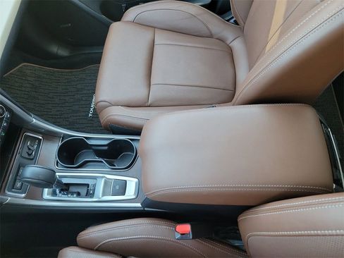 Used 2021 Subaru Ascent Touring w/ Popular Package #2 image 22