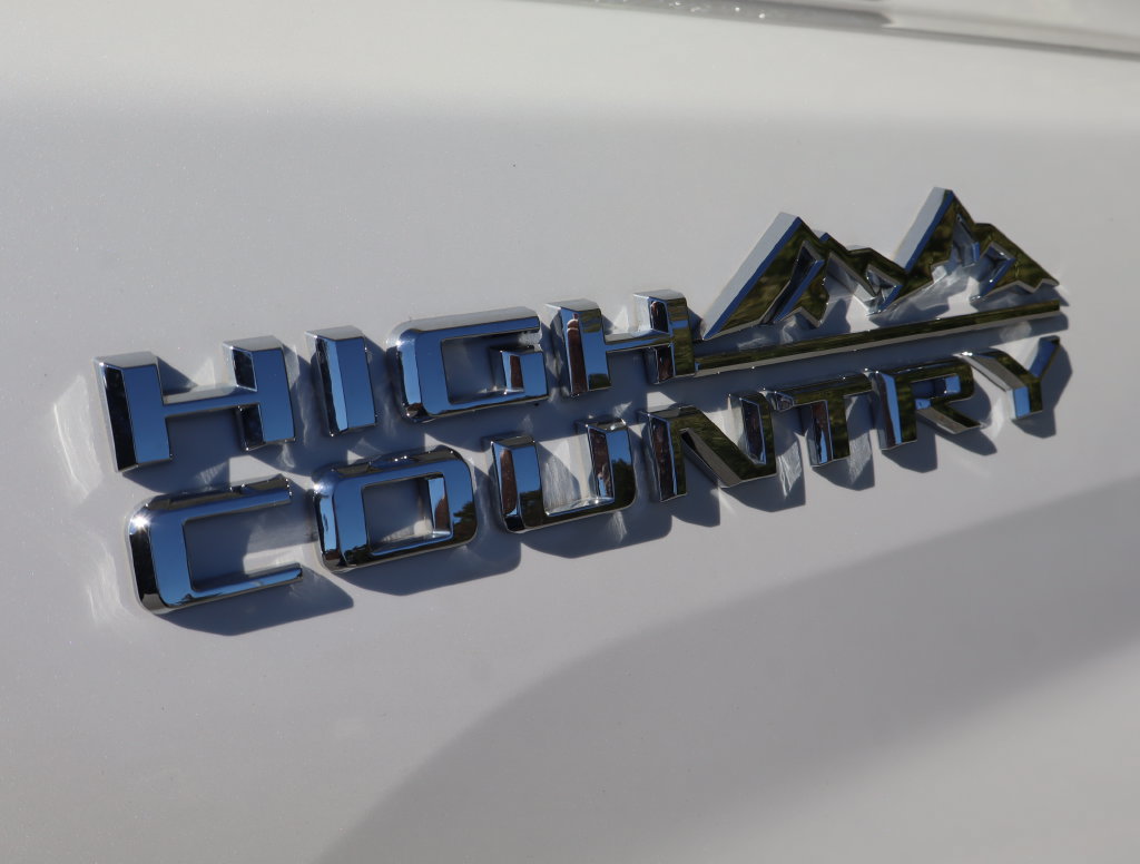 Certified 2022 Chevrolet Silverado 2500 High Country w/ Z71 Off-Road Package AWD/4WD image 63