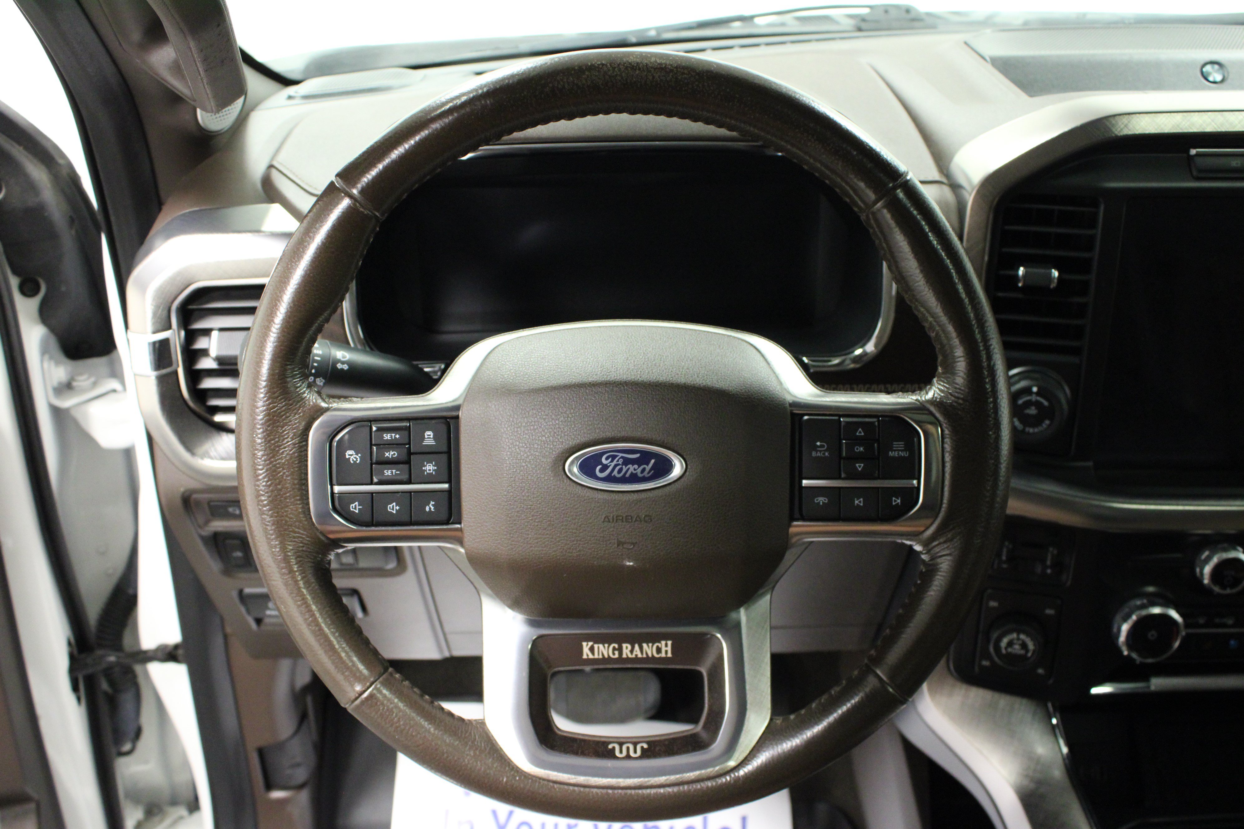 Used 2023 Ford F150 King Ranch w/ Equipment Group 601A High AWD/4WD image 17