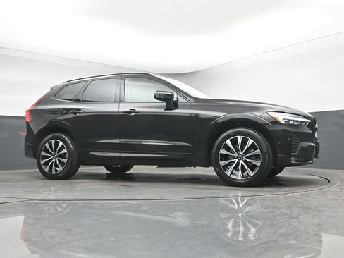 Used 2024 Volvo XC60 B5 Plus w/ Protection Package Premier AWD/4WD image 35