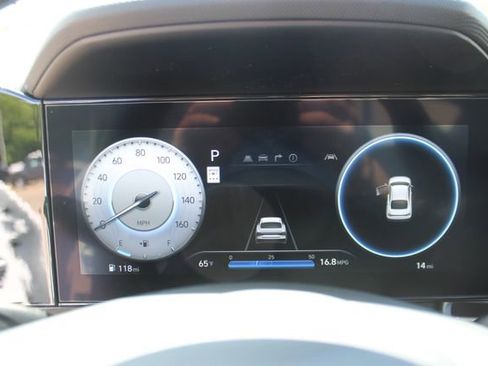 New 2026 Hyundai Elantra Limited FWD image 10