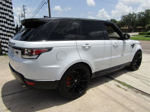 Used 2017 Land Rover Range Rover Sport HSE AWD/4WD image 4