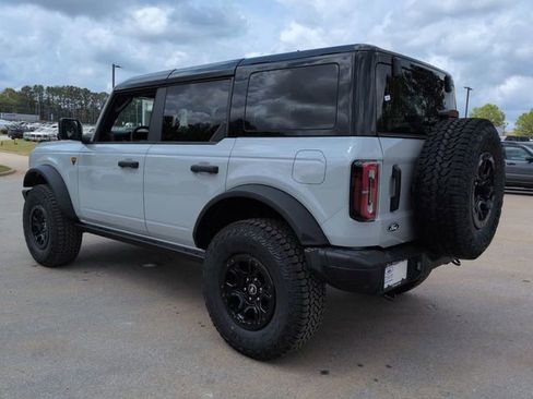 New 2026 Ford Bronco Badlands image 6