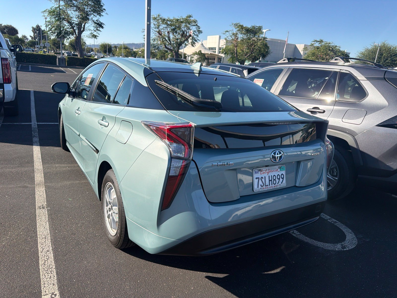 Used 2016 Toyota Prius Three FWD image 5