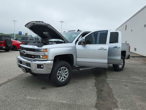 Used 2017 Chevrolet Silverado 2500 LTZ w/ Duramax Plus Package AWD/4WD image 11