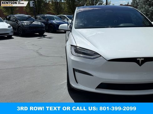 Used 2023 Tesla Model X Plaid image 13