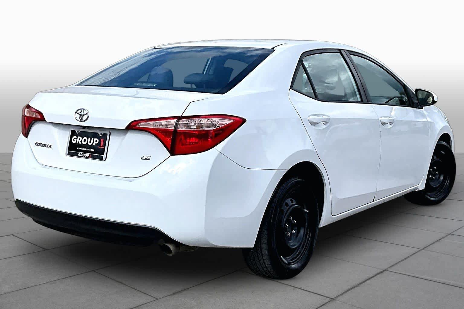 Used 2019 Toyota Corolla LE FWD image 13