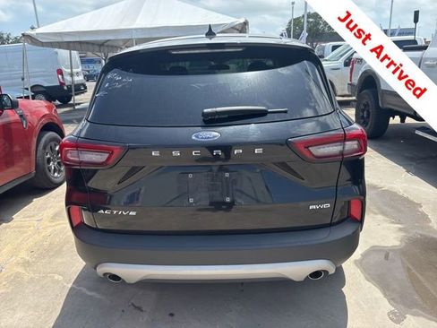 Used 2025 Ford Escape Active AWD/4WD image 13