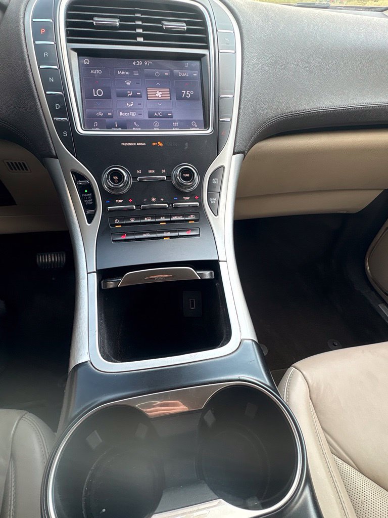 Used 2020 Lincoln Nautilus FWD w/ Equipment Group 101A image 12