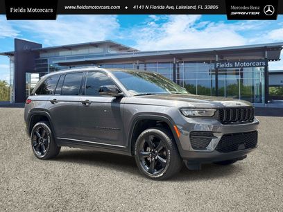 Used 2024 Jeep Grand Cherokee Altitude