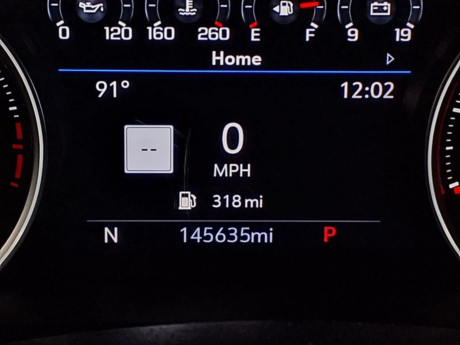 Used 2021 Chevrolet Suburban Premier AWD/4WD image 27