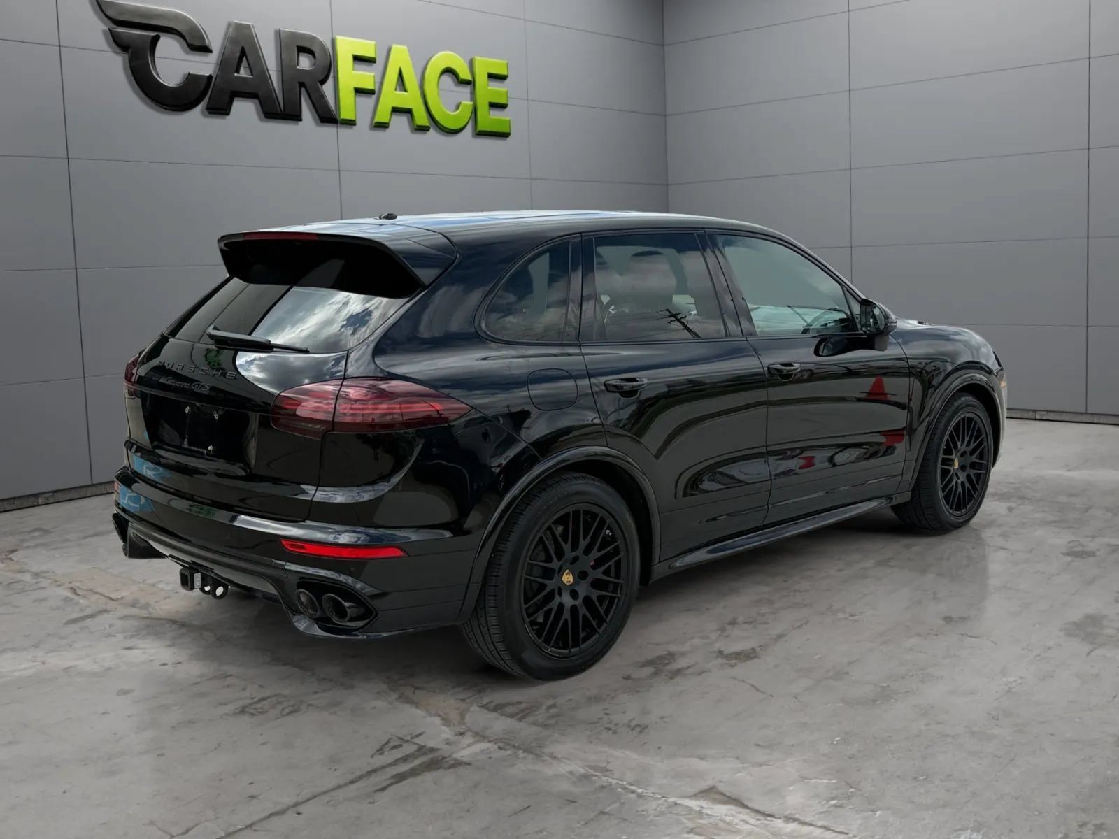 Used 2016 Porsche Cayenne GTS AWD/4WD image 13