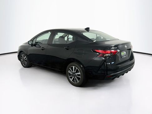 Used 2025 Nissan Versa SV FWD image 5