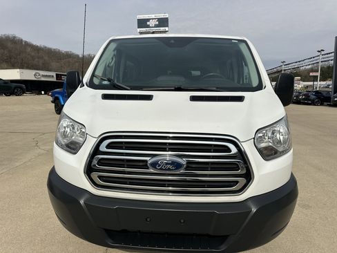 Used 2017 Ford Transit 350 XLT image 7