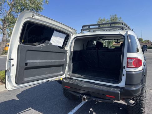 Used 2008 Toyota FJ Cruiser 4WD image 22