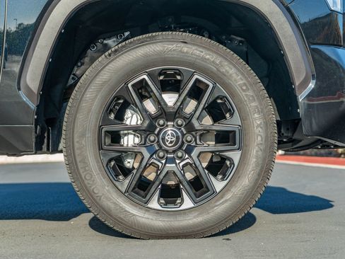 Certified 2025 Toyota Tundra Limited AWD/4WD image 12