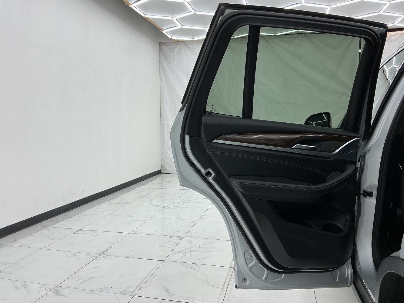 Used 2018 BMW X3 xDrive30i AWD/4WD image 24