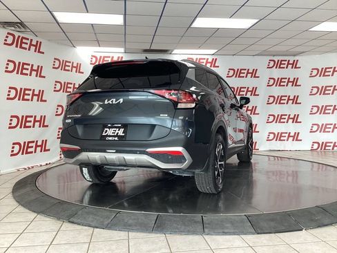 Used 2023 Kia Sportage EX AWD/4WD image 7