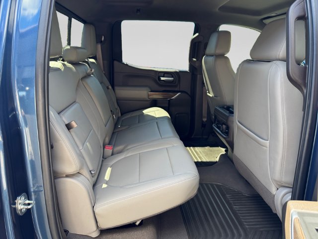 Used 2019 Chevrolet Silverado 1500 RST w/ True North Edition AWD/4WD image 17