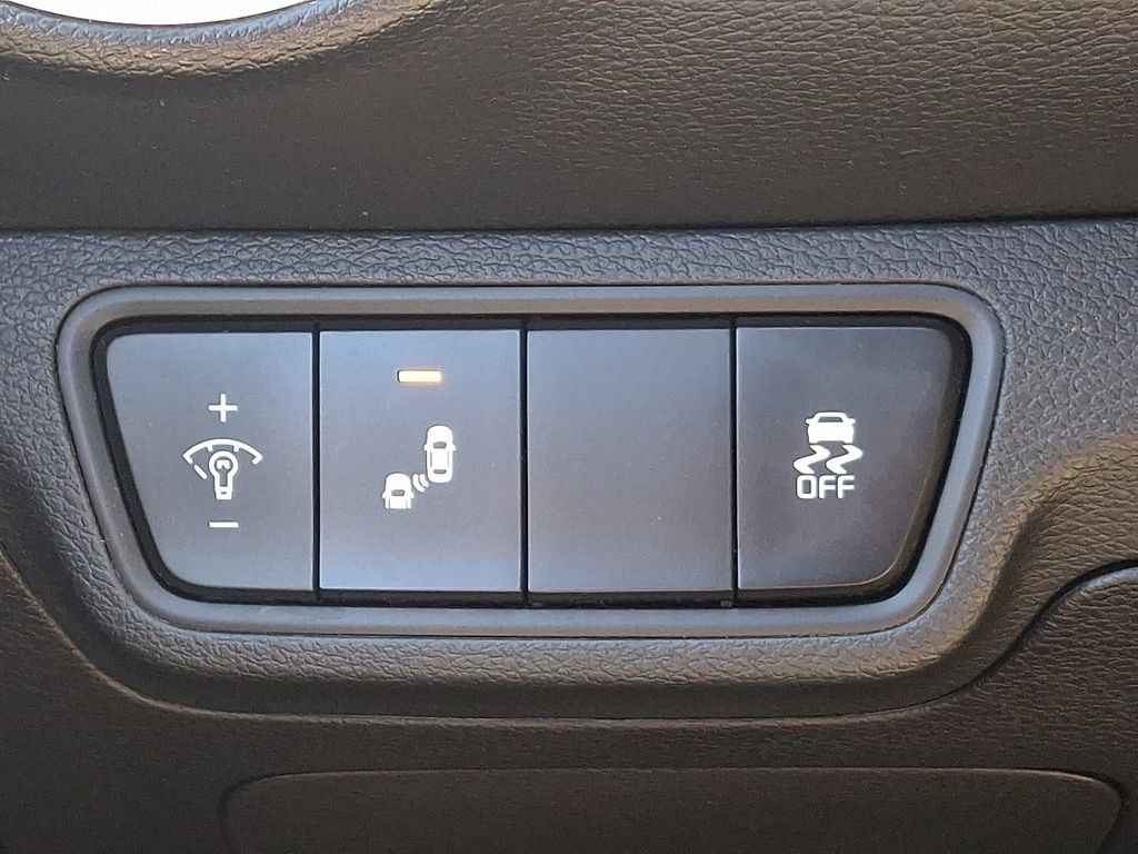 Certified 2023 Kia Forte LXS w/ LXS Technology Package FWD image 24