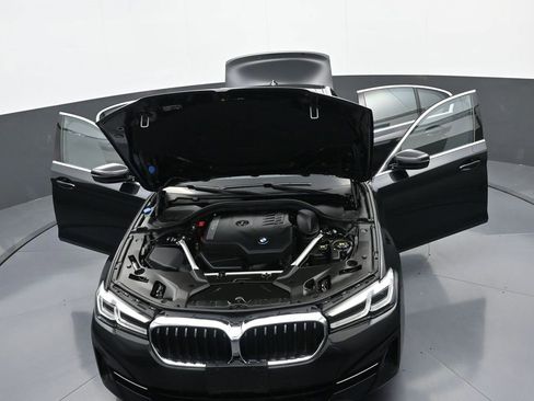 Used 2022 BMW 530i xDrive w/ Convenience Package image 38