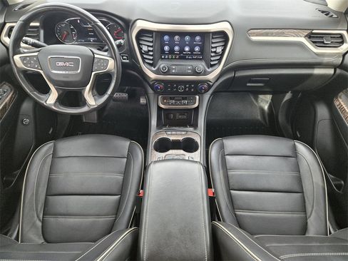 Used 2020 GMC Acadia Denali w/ Technology Package image 5