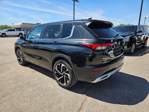 Used 2024 Mitsubishi Outlander SE FWD image 4
