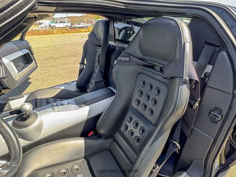 Used 2005 Ford GT RWD image 38
