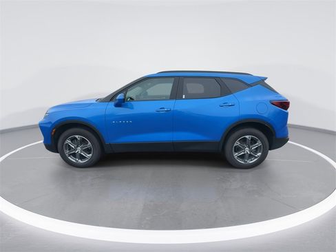 Used 2024 Chevrolet Blazer LT w/ Convenience Package image 5