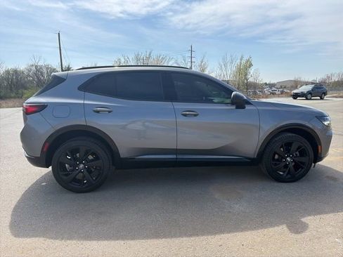 Used 2022 Buick Envision Essence w/ Sport Touring Package image 4