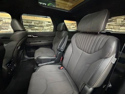 Certified 2025 Hyundai Palisade Calligraphy image 30