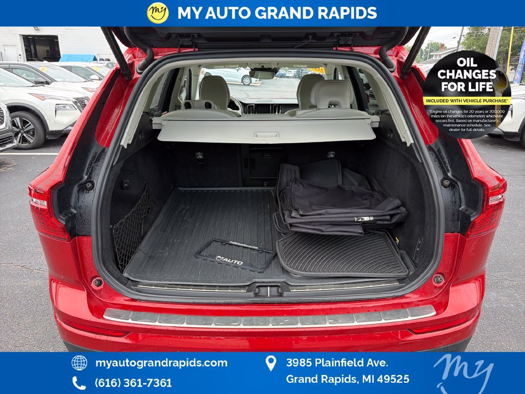 Used 2019 Volvo XC60 T6 Momentum w/ Protection Package Premier AWD/4WD image 25
