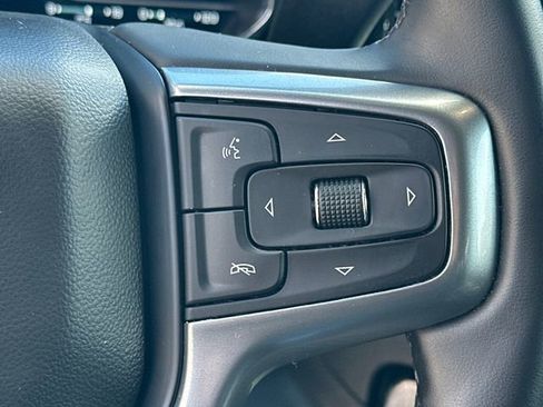 Used 2023 Chevrolet Silverado 1500 LT image 31