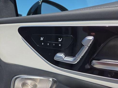 New 2026 Mercedes-Benz GLC 300 4MATIC image 18