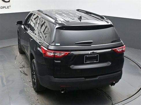 Used 2020 Chevrolet Traverse LT image 59