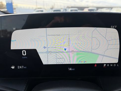 Used 2025 Chevrolet Equinox LT image 17