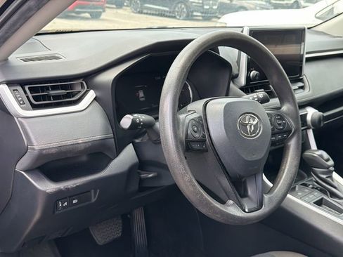 Used 2023 Toyota RAV4 LE FWD image 10