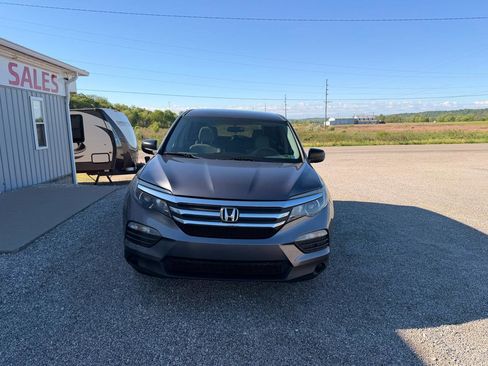 Used 2016 Honda Pilot LX image 5