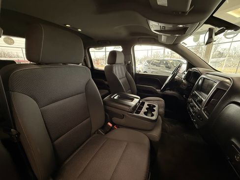 Used 2017 Chevrolet Silverado 1500 LT w/ All Star Edition image 39